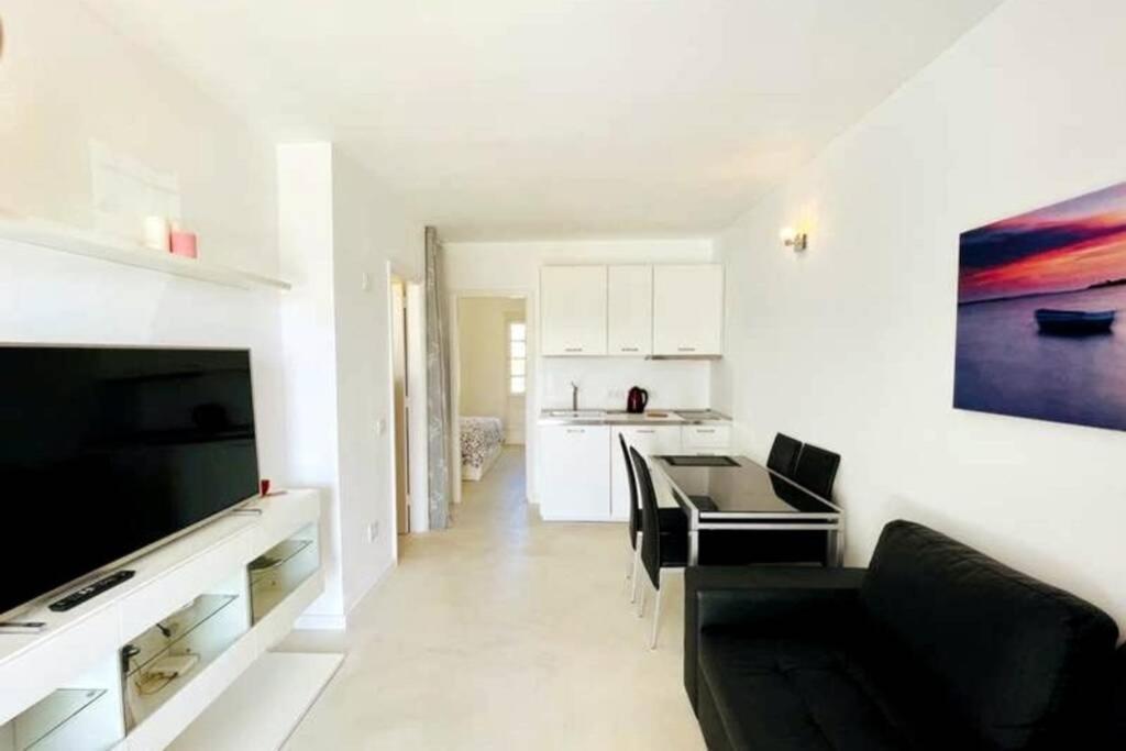 Las Mimosas Flat 蒂亚斯 外观 照片